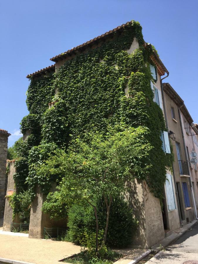 Villa Entre l'église et la place à Quillan Extérieur photo